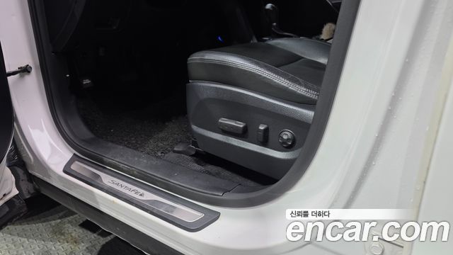 Hyundai Santafe 2016 — photo 18