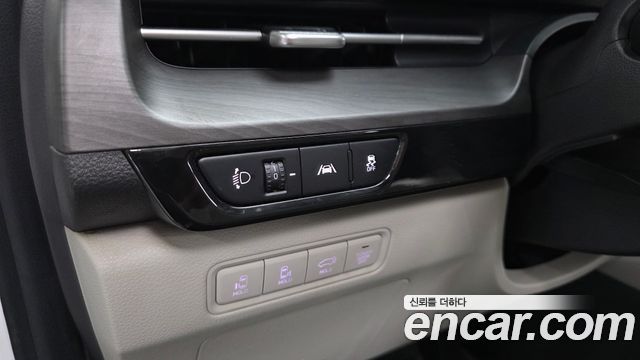 Kia Canival 2021 — photo 13