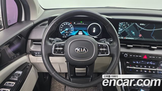 Kia Canival 2021 — photo 14