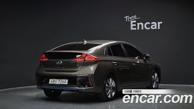 Hyundai Ioniq 2016 — photo 2
