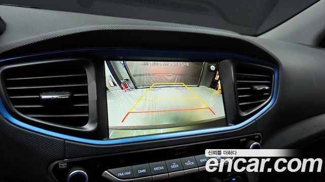 Hyundai Ioniq 2016 — photo 15