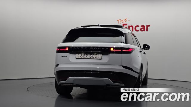 Land Rover Range Rover Velar 2025 — photo 4