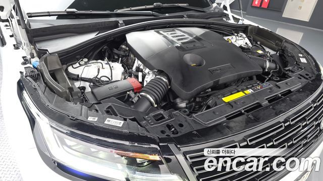 Land Rover Range Rover Velar 2025 — photo 6