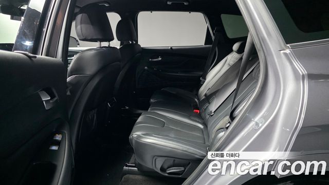 Hyundai Santafe 2021 — photo 16