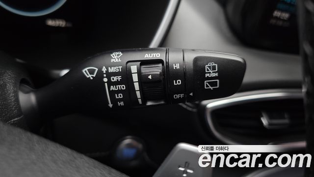 Hyundai Santafe 2021 — photo 28