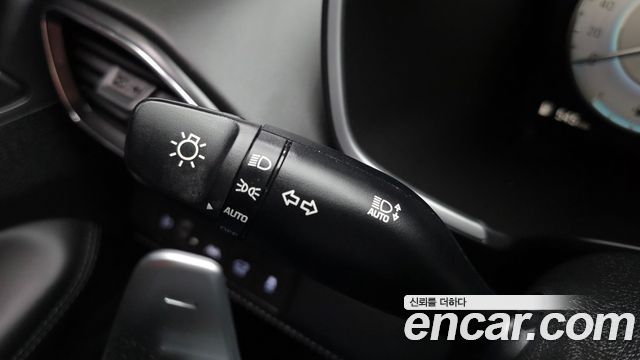 Hyundai Santafe 2021 — photo 30