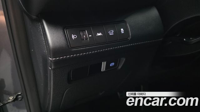 Hyundai Santafe 2021 — photo 31