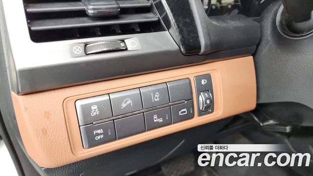 KG Mobility Rexton 2020 — photo 27