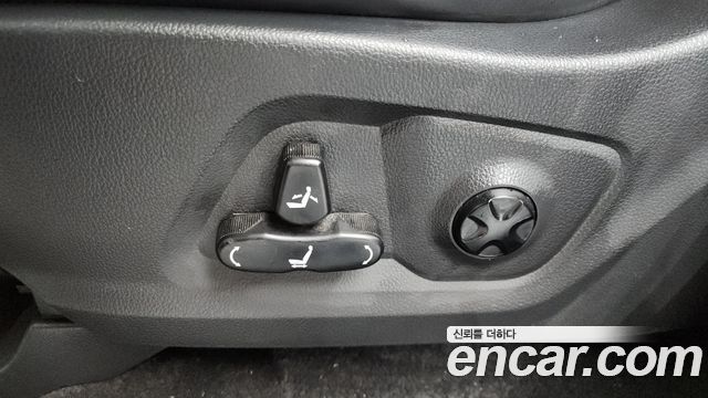 KG Mobility Rexton 2020 — photo 31