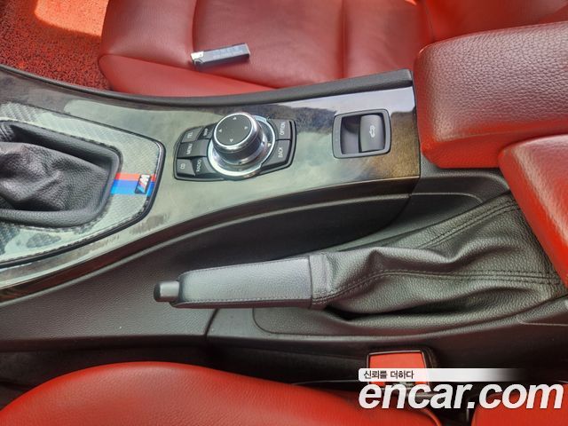 BMW 3-Series 2010 — photo 7