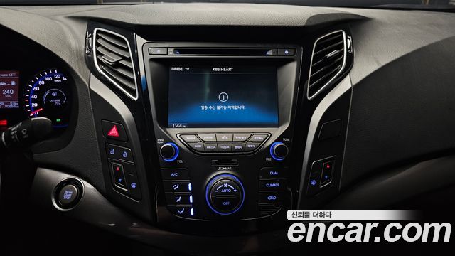Hyundai i40 2014 — photo 20