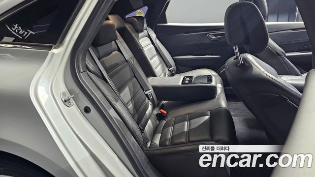 Renault Korea SM6 2016 — photo 18
