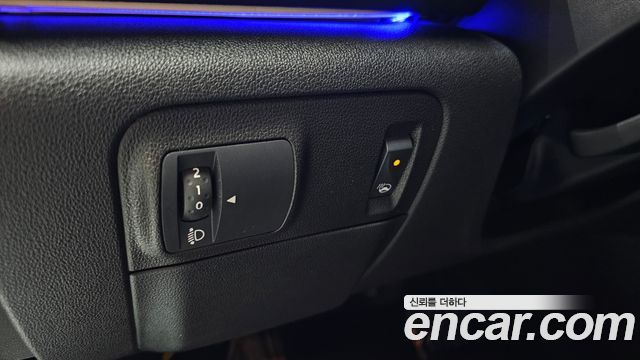 Renault Korea SM6 2016 — photo 28