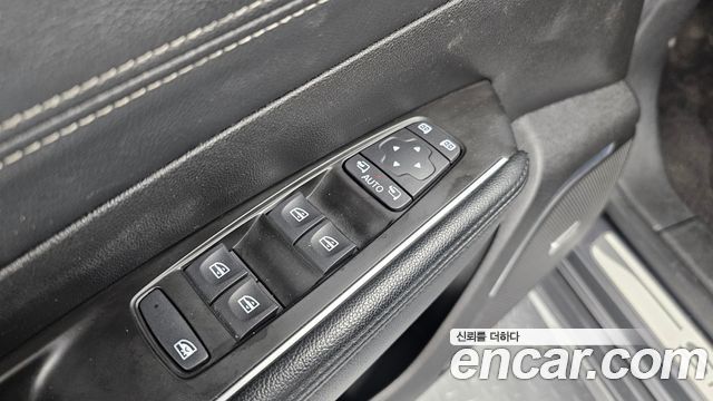 Renault Korea SM6 2016 — photo 27