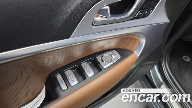 Genesis G70 2020 — photo 19