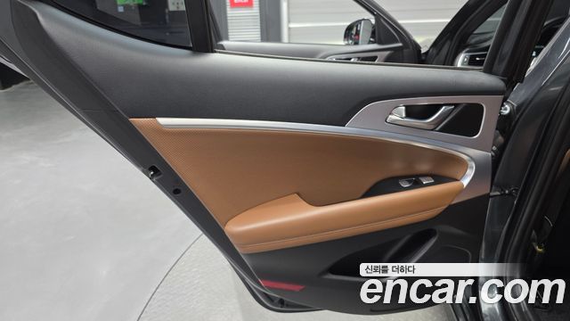 Genesis G70 2020 — photo 15