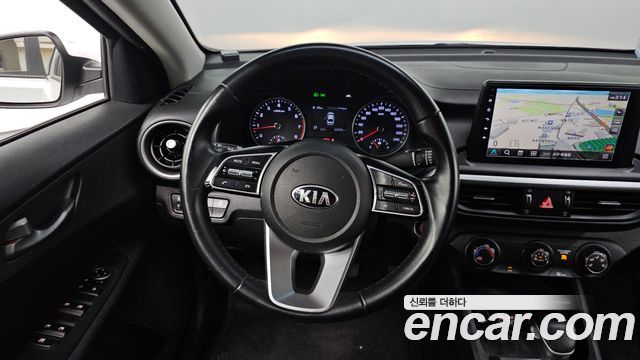Kia K3 2021 — photo 13