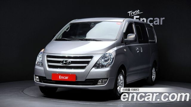 Hyundai Starex 2016 — photo 1