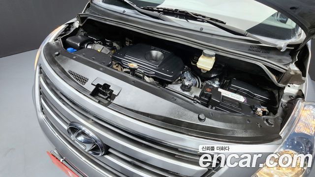 Hyundai Starex 2016 — photo 6
