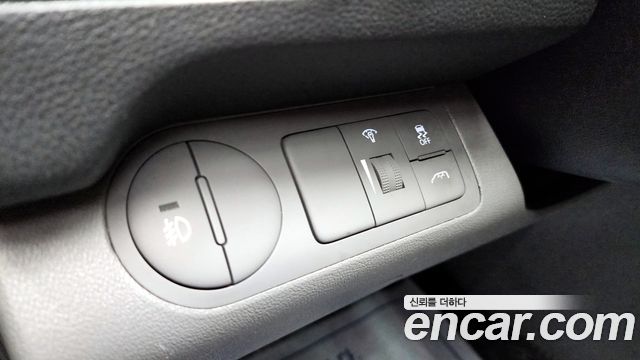 Hyundai Starex 2016 — photo 25