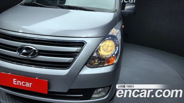 Hyundai Starex 2016 — photo 8