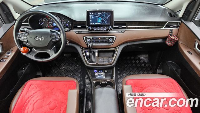Hyundai Starex 2019 — photo 7