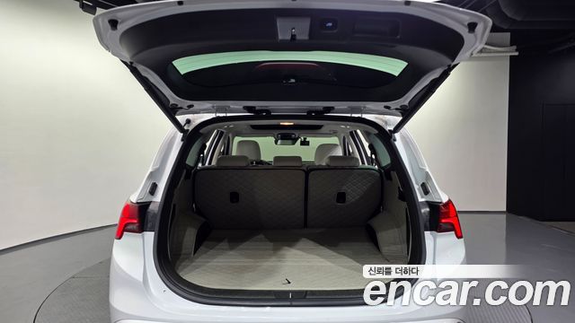Hyundai Santafe 2022 — photo 26