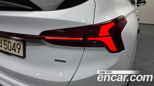 Hyundai Santafe 2022 — photo 9