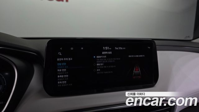 Hyundai Santafe 2022 — photo 29