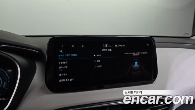 Hyundai Santafe 2022 — photo 30
