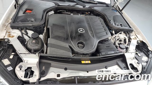 Mercedes-Benz E-Class 2021 — photo 6