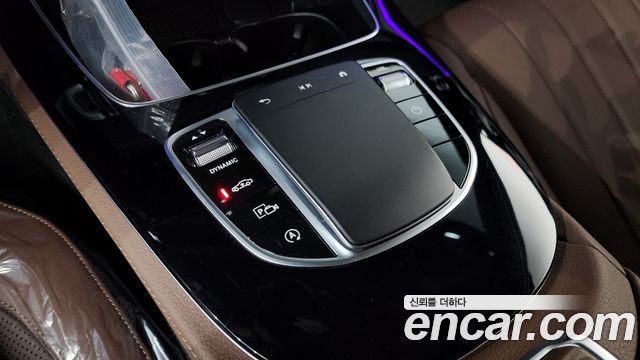 Mercedes-Benz E-Class 2021 — photo 29