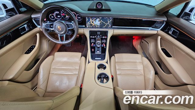 Porsche Panamera 2018 — photo 7