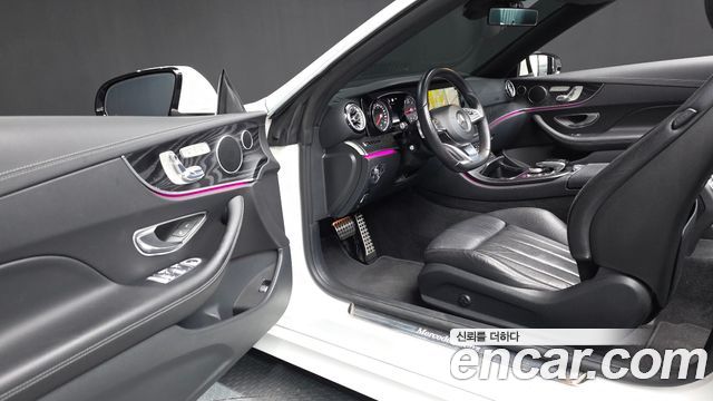 Mercedes-Benz E-Class 2018 — photo 13