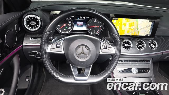 Mercedes-Benz E-Class 2018 — photo 19
