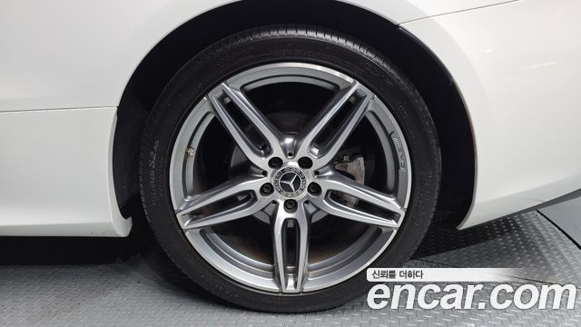 Mercedes-Benz E-Class 2018 — photo 7