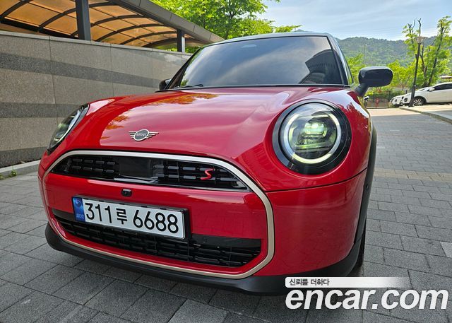 Mini Cooper 2025 — photo 2