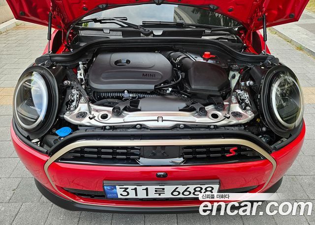 Mini Cooper 2025 — photo 9