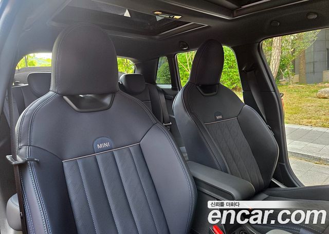 Mini Cooper 2025 — photo 13