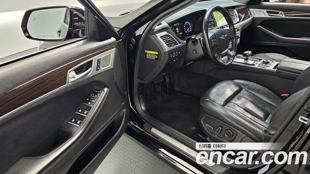 Genesis G80 2018 — photo 10