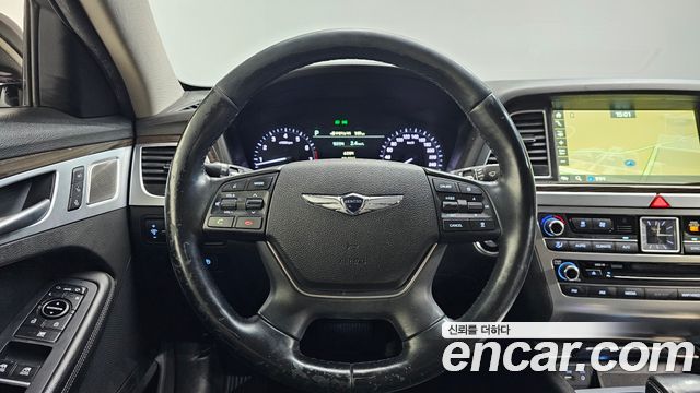 Genesis G80 2018 — photo 13