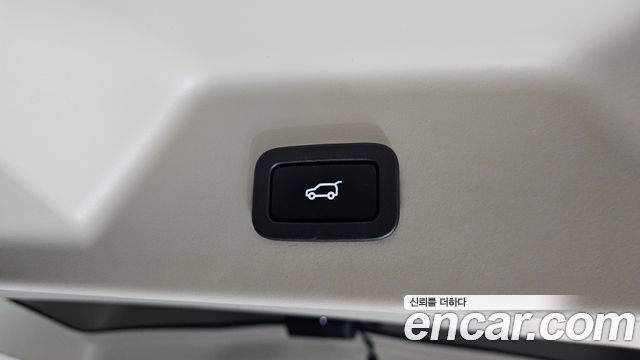 Land Rover Range Rover 2021 — photo 23