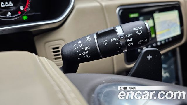 Land Rover Range Rover 2021 — photo 27