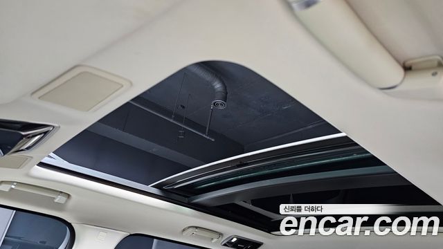 Land Rover Range Rover 2021 — photo 29