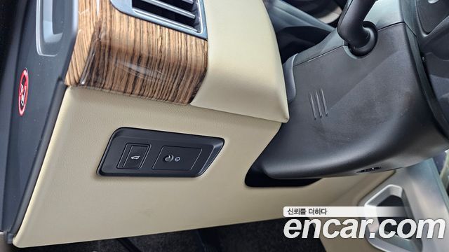 Land Rover Range Rover 2021 — photo 30