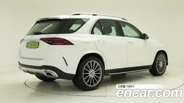 Mercedes-Benz GLE-Class 2025 — photo 2