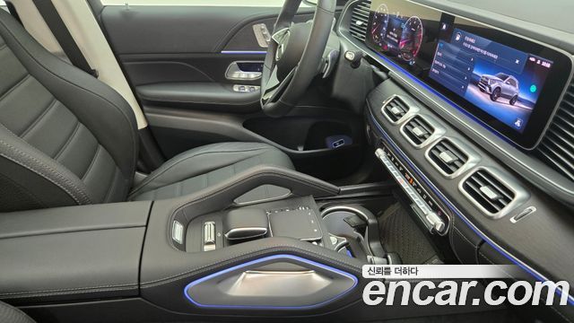 Mercedes-Benz GLE-Class 2025 — photo 9
