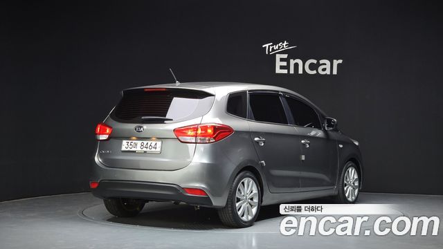 Kia Carens 2016 — photo 2