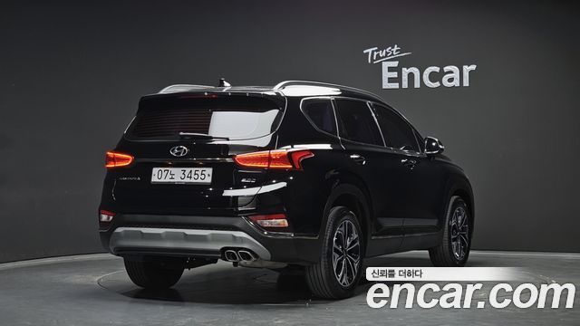 Hyundai Santafe 2019 — photo 2