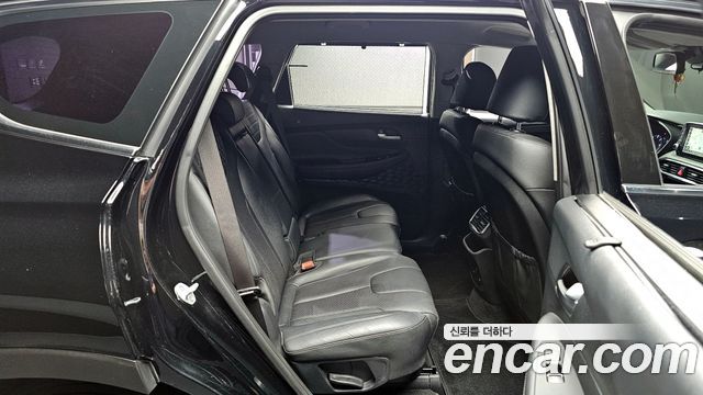 Hyundai Santafe 2019 — photo 11